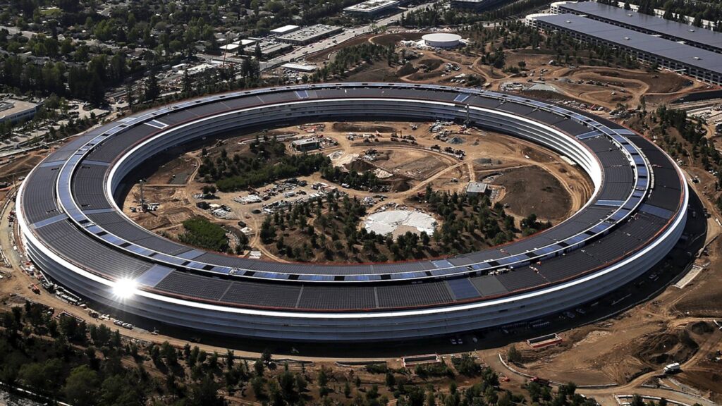 apple solar plant