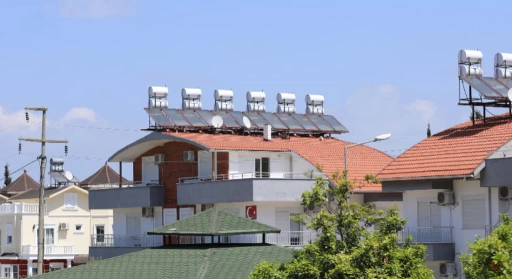 Can Solar Panels Survive a Hurricane: Ultimate Durability Guide