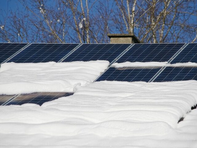 Do Solar Modules work in Cold Weather?
