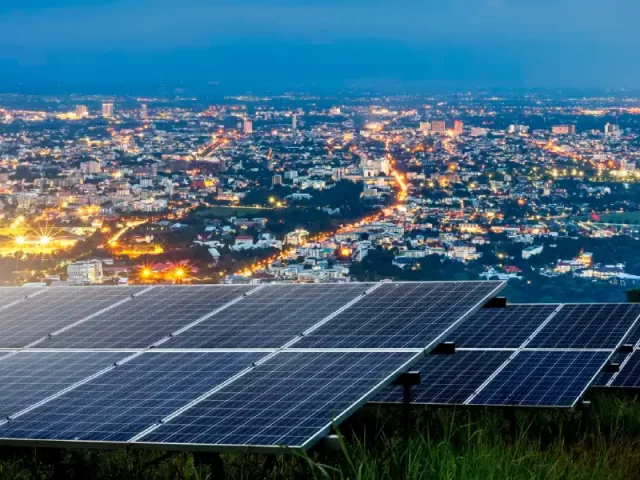 The Truth About Solar Battery Storage: Is It Worth It?